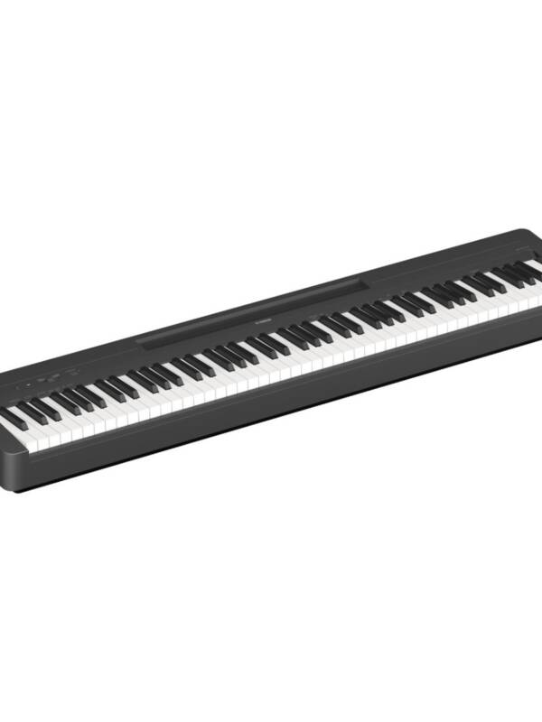 YAMAHA P-145BT Black
